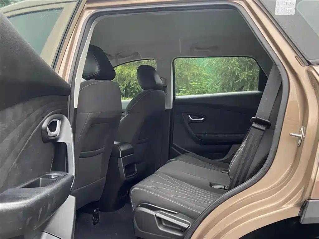 Jetour X70M 2020 1.5T Manual Value Partner Edition 6-seater — миниатюра 5