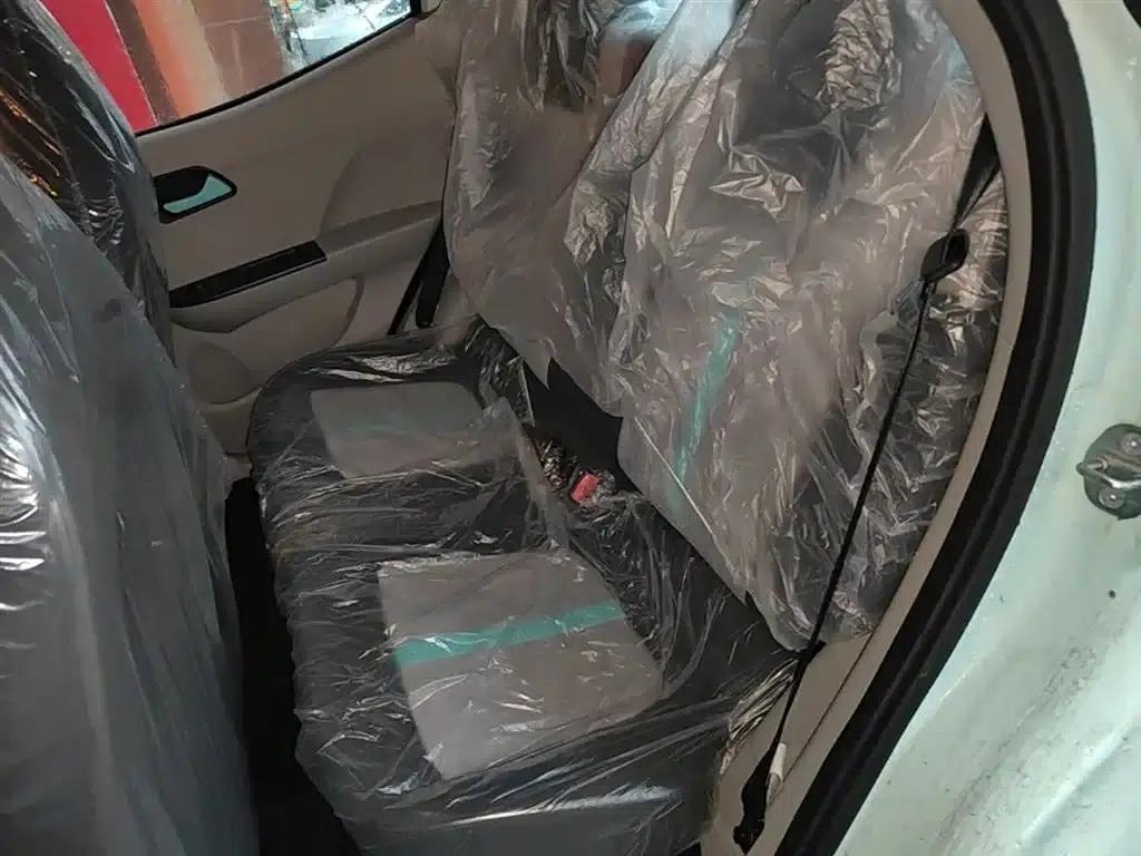 Yizhi EV2 2026 PLUS+ Comfort Model — миниатюра 17