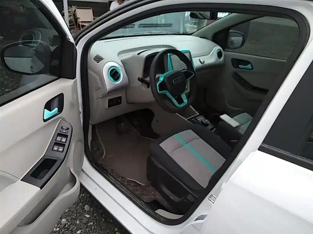 Yizhi EV2 2024 Model 201km Comfort — миниатюра 15