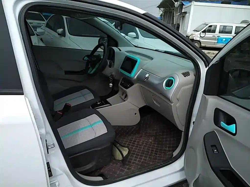Yizhi EV2 2024 Model 201km Comfort — миниатюра 25