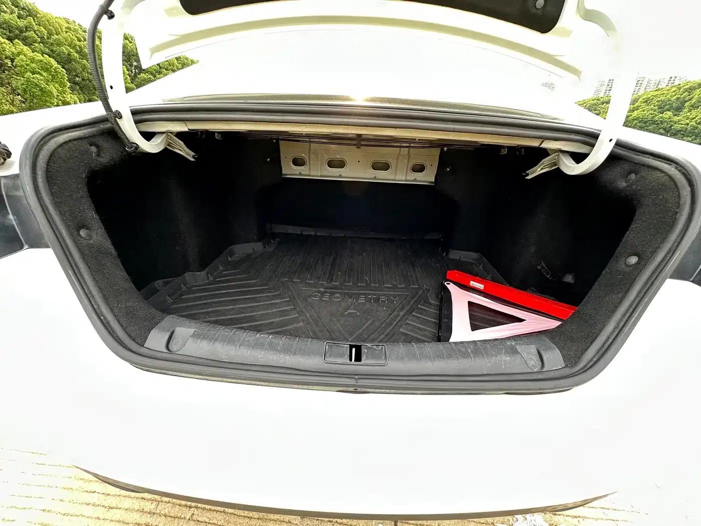 Geely Geometry A 2021 Pro Enjoy High-Dimensional Range Edition 430KM A430 Square Edition — миниатюра 14