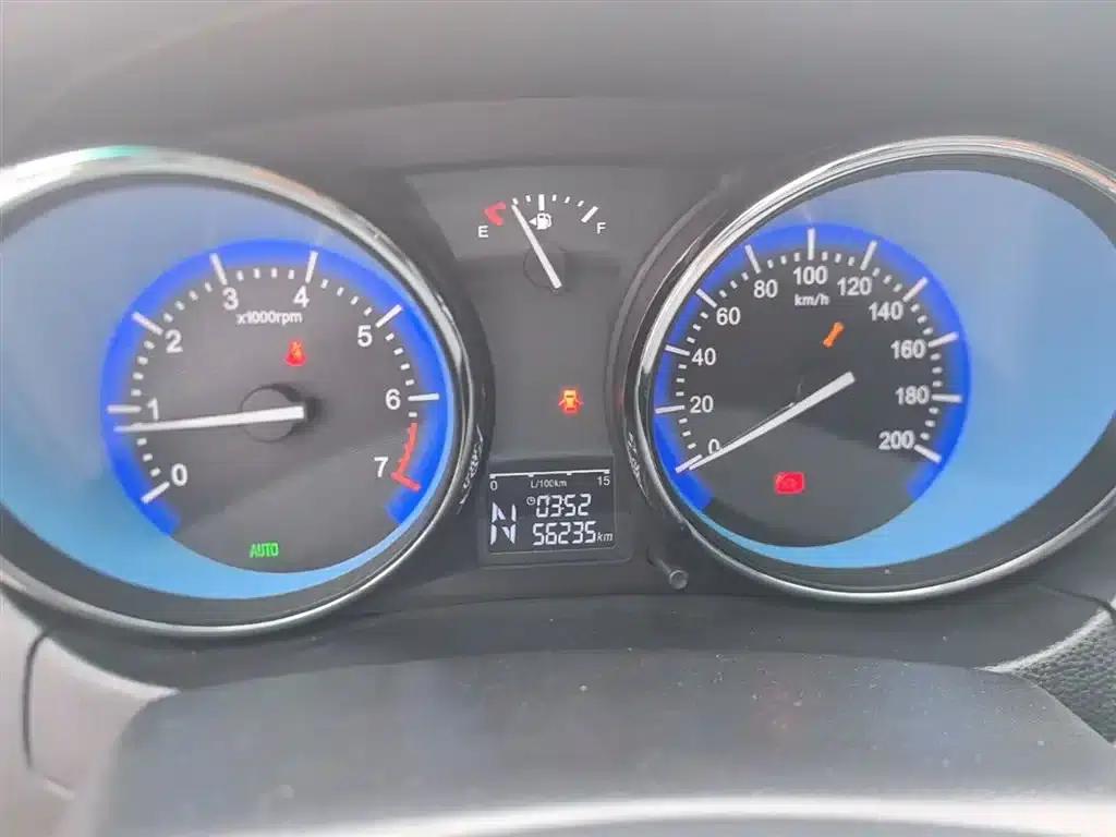 Kaiyi C3 2015 1.5L AMT Gold Edition — миниатюра 12