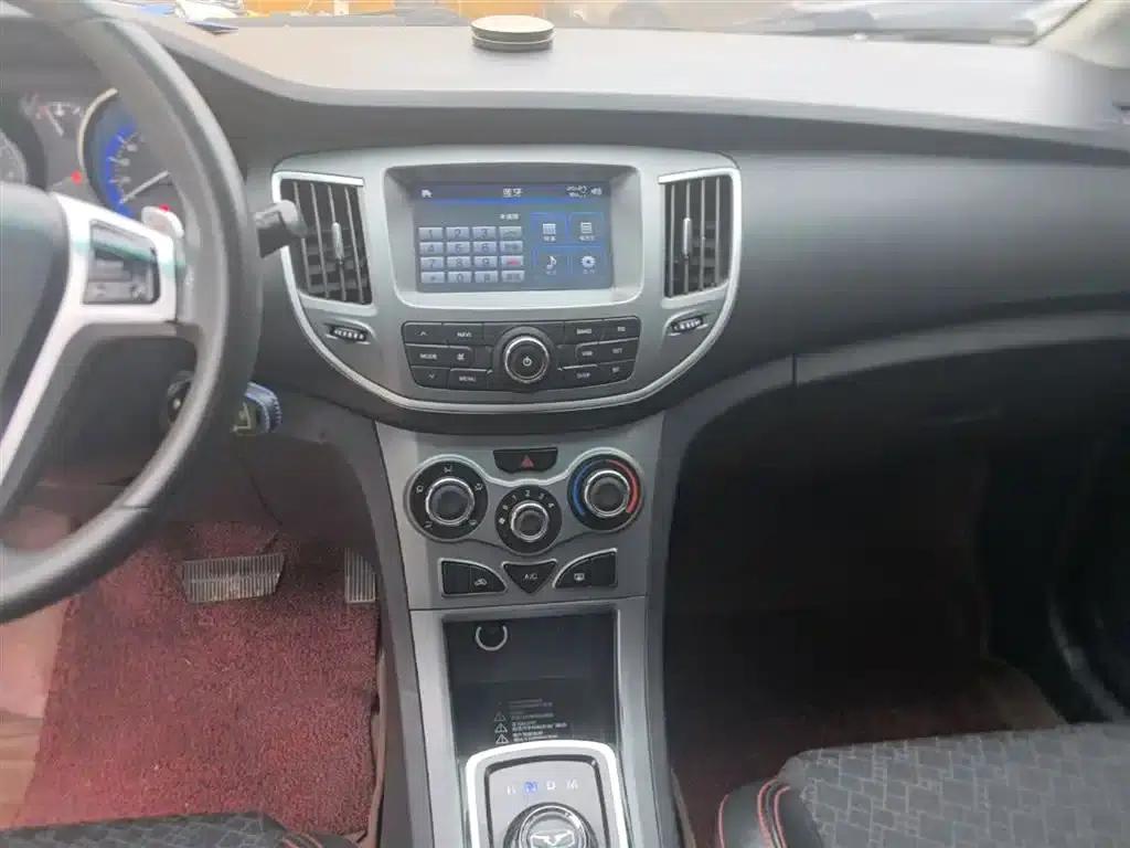 Kaiyi C3 2015 1.5L AMT Gold Edition — миниатюра 13