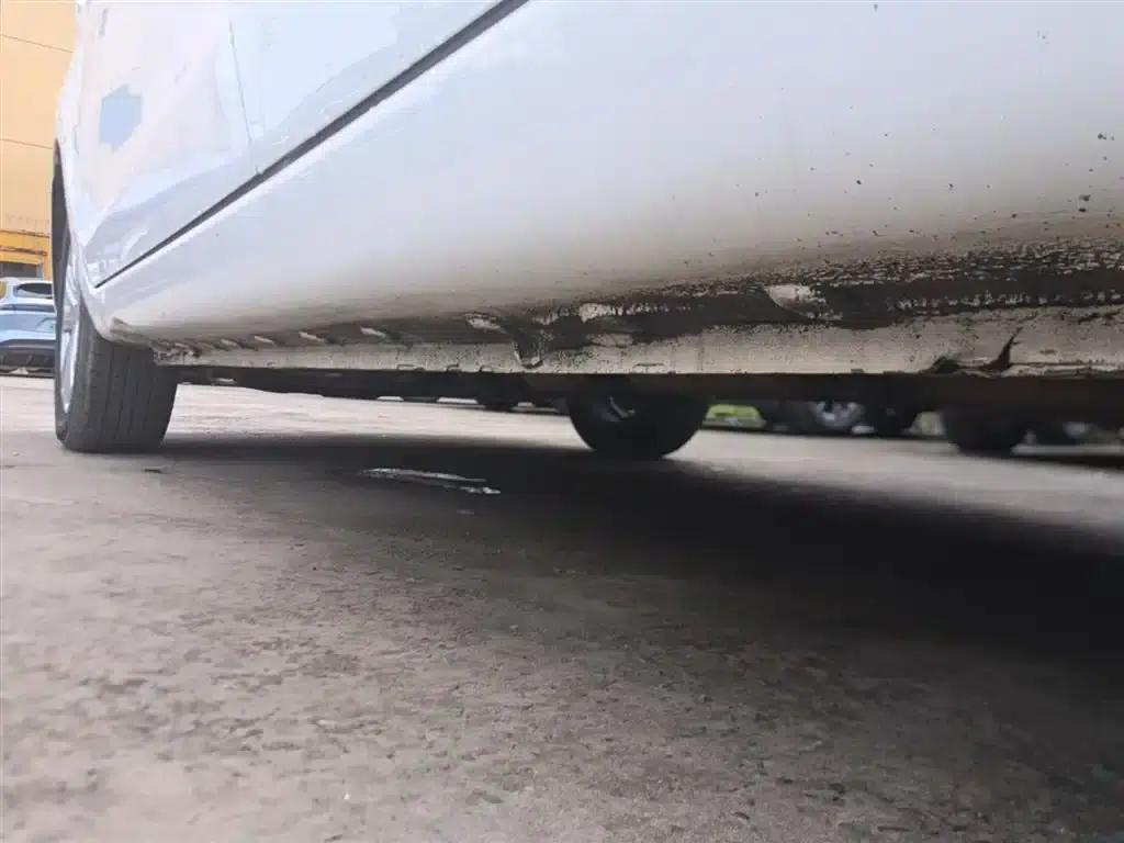 Kaiyi C3 2015 1.5L AMT Gold Edition — миниатюра 22