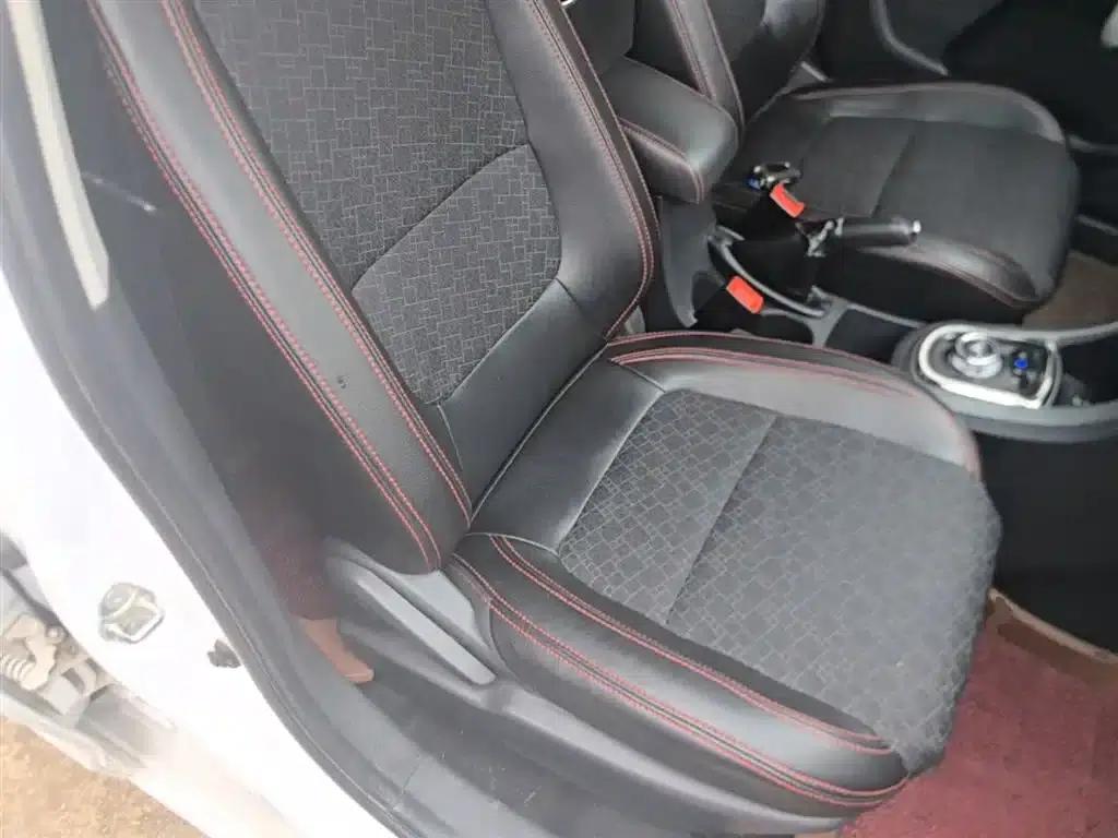 Kaiyi C3 2015 1.5L AMT Gold Edition — миниатюра 25