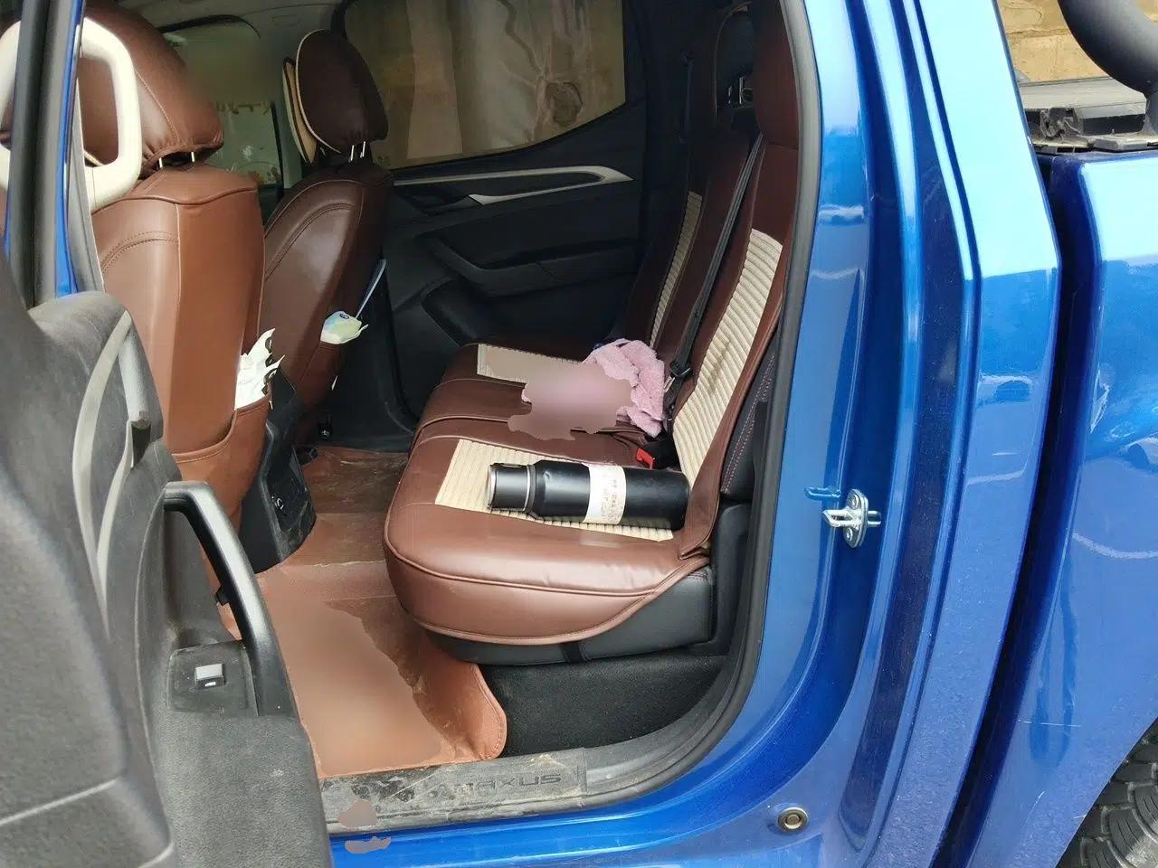 Used SAIC MAXUS T60 2017 2.0T Gasoline Automatic Two-Wheel Drive High-Ride Elite Standard Cabin — миниатюра 17