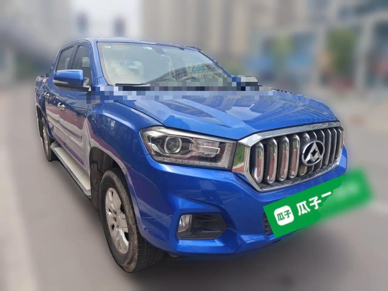 Used SAIC MAXUS T60 2017 2.0T Gasoline Automatic Two-Wheel Drive High-Ride Luxury Standard Cab — миниатюра 3