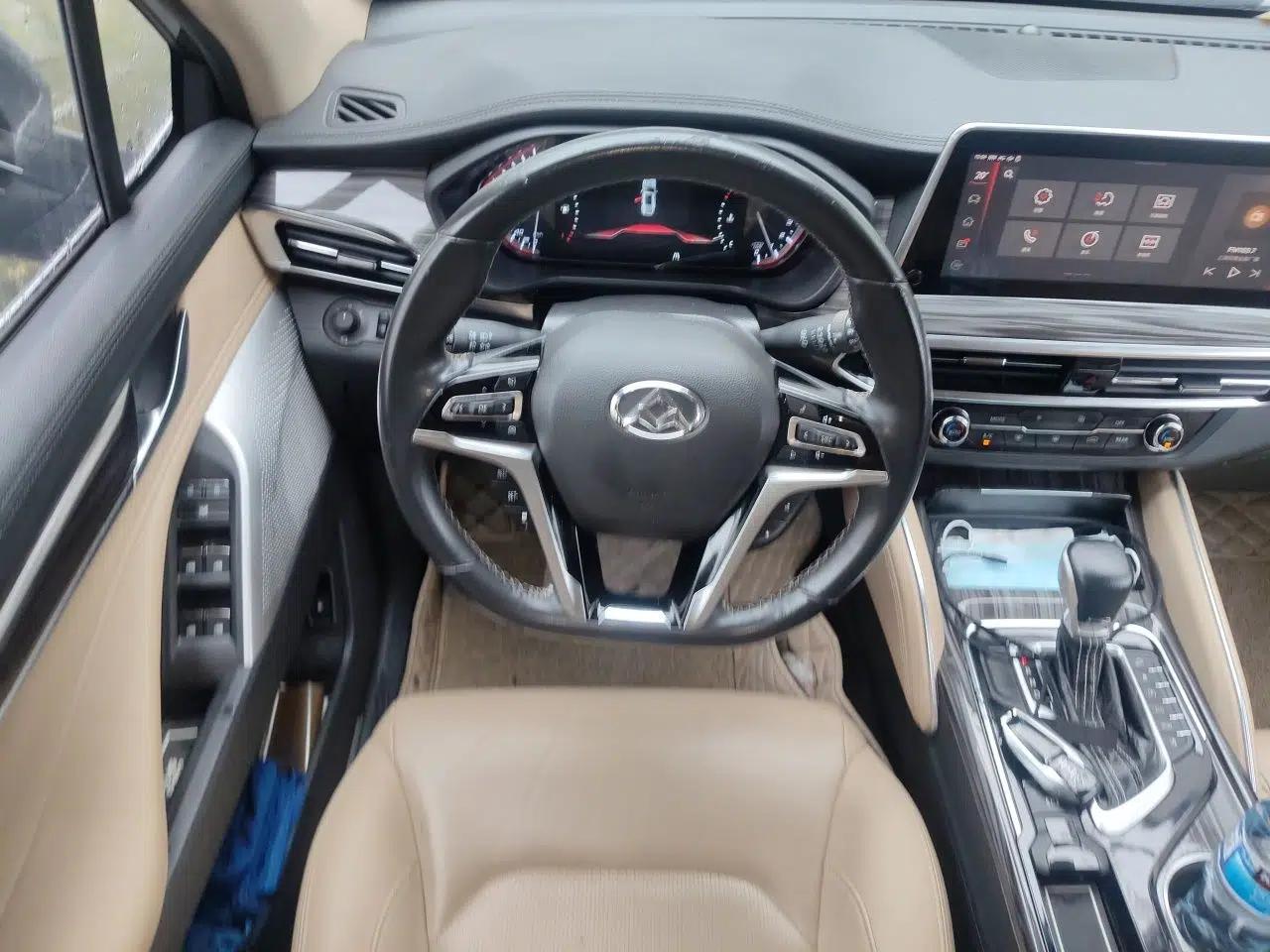 Used SAIC MAXUS D90 2017 2.0T Automatic Two-Wheel Drive - Uranus — миниатюра 10