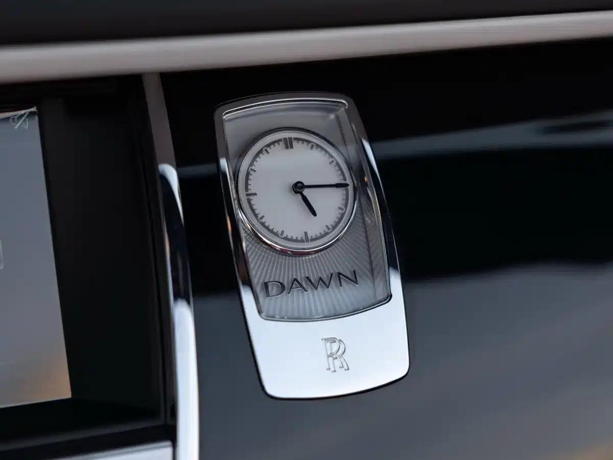 2015 Dawn 6.6T Standard Edition — миниатюра 7