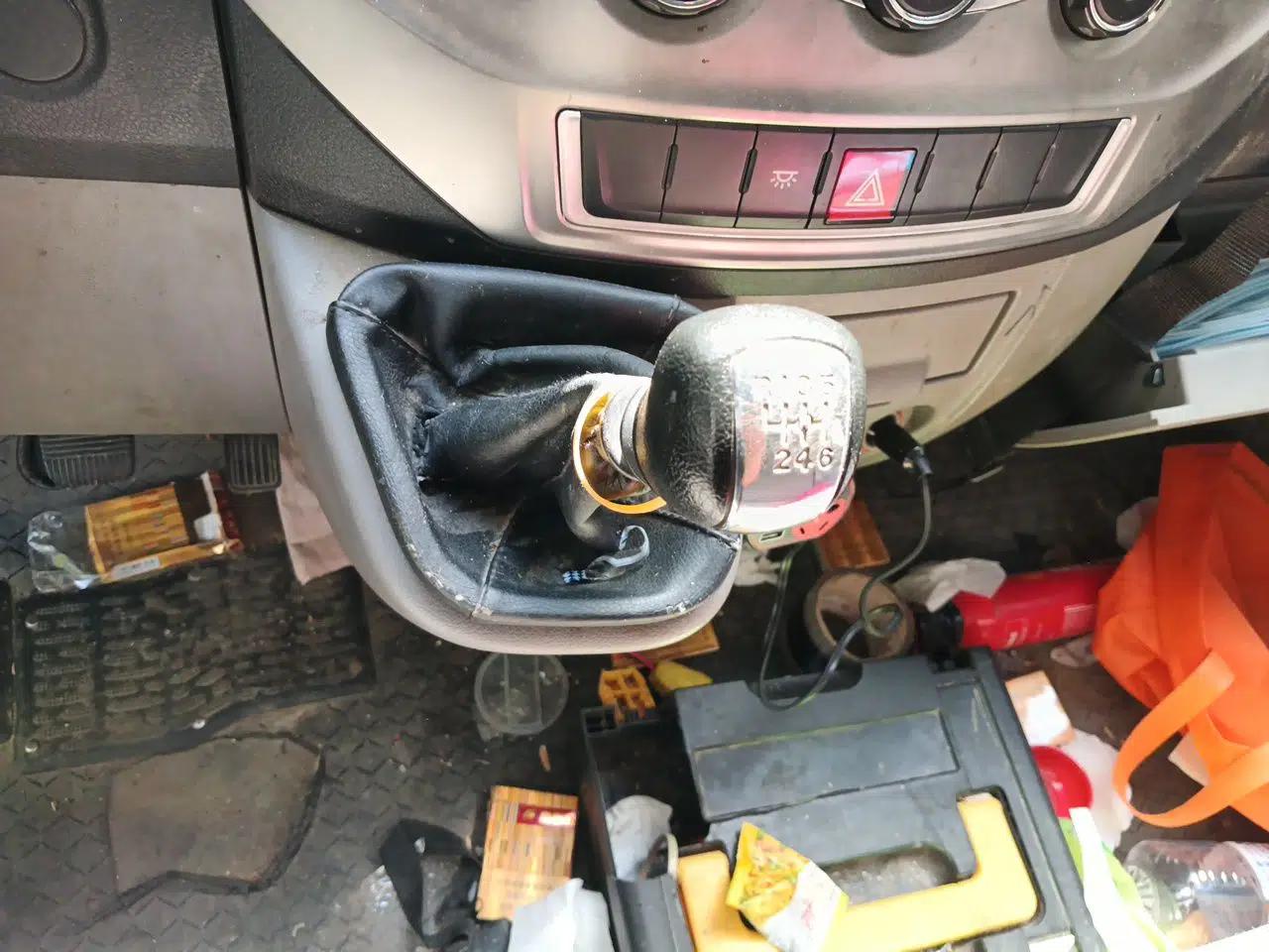 Used Dongfeng Yufeng EM27  — миниатюра 14