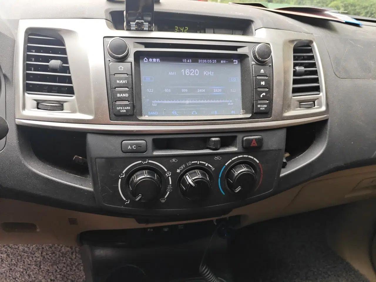Used Toyota Fortuner  — миниатюра 13
