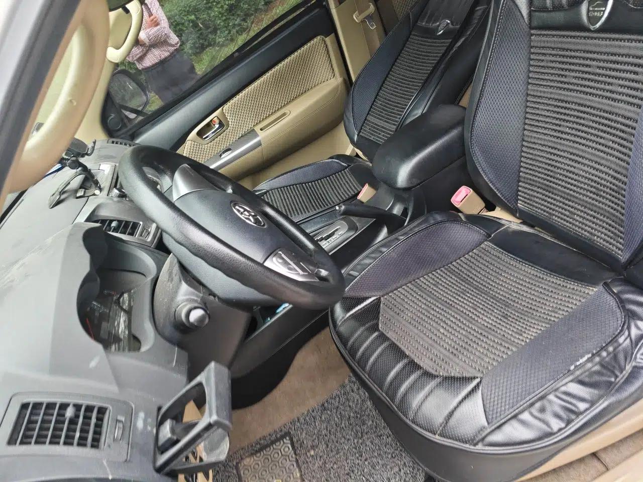 Used Toyota Fortuner  — миниатюра 15