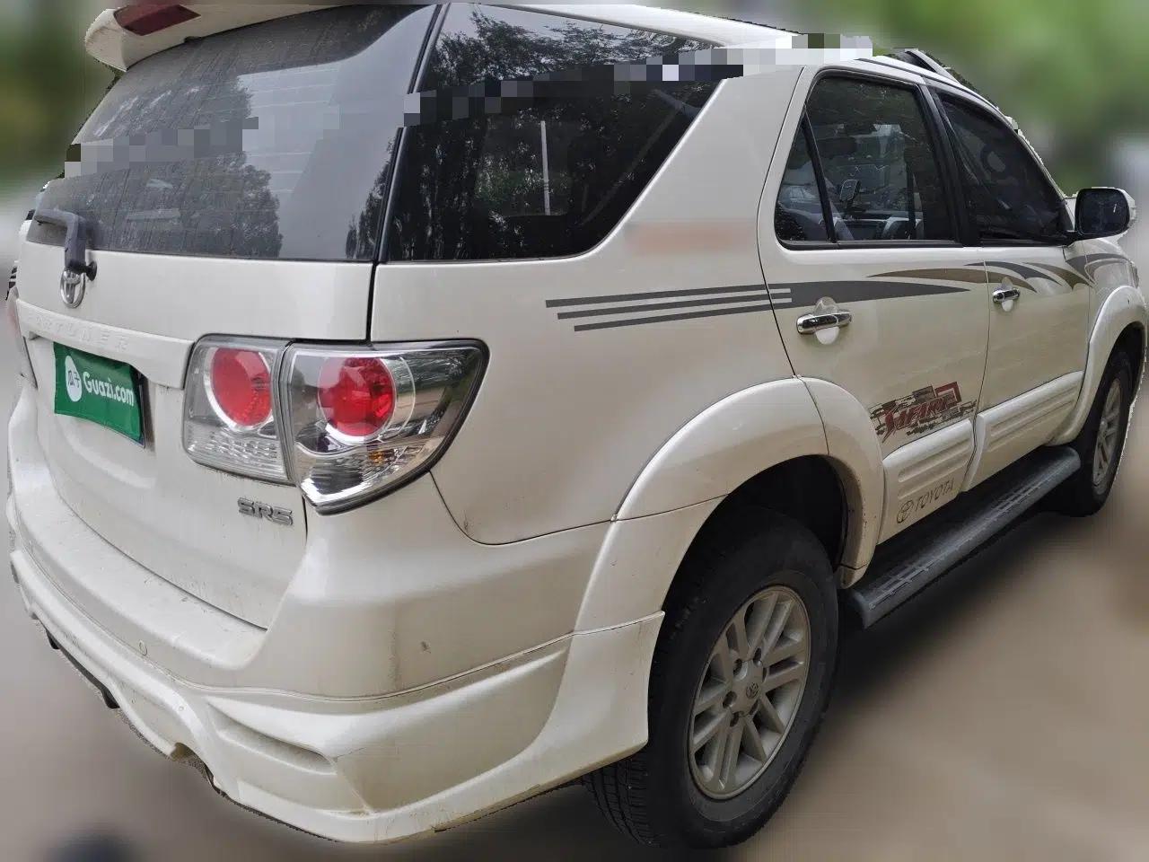 Used Toyota Fortuner  — миниатюра 6