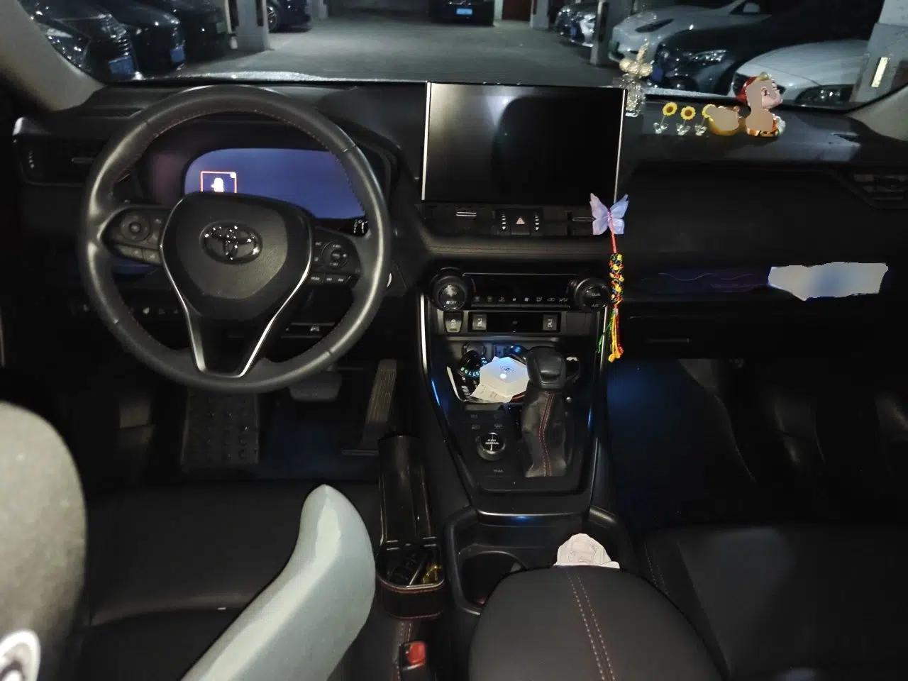 Used Toyota Wildlander New Energy 2021 High-Performance Edition 2.5L Four-Wheel Drive GT Version — миниатюра 9