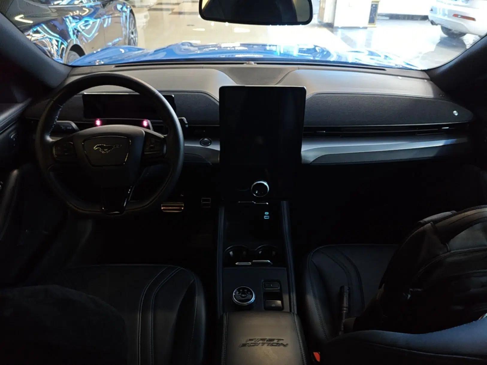 Used Ford Mustang Mach-E 2021 GT Model — миниатюра 18