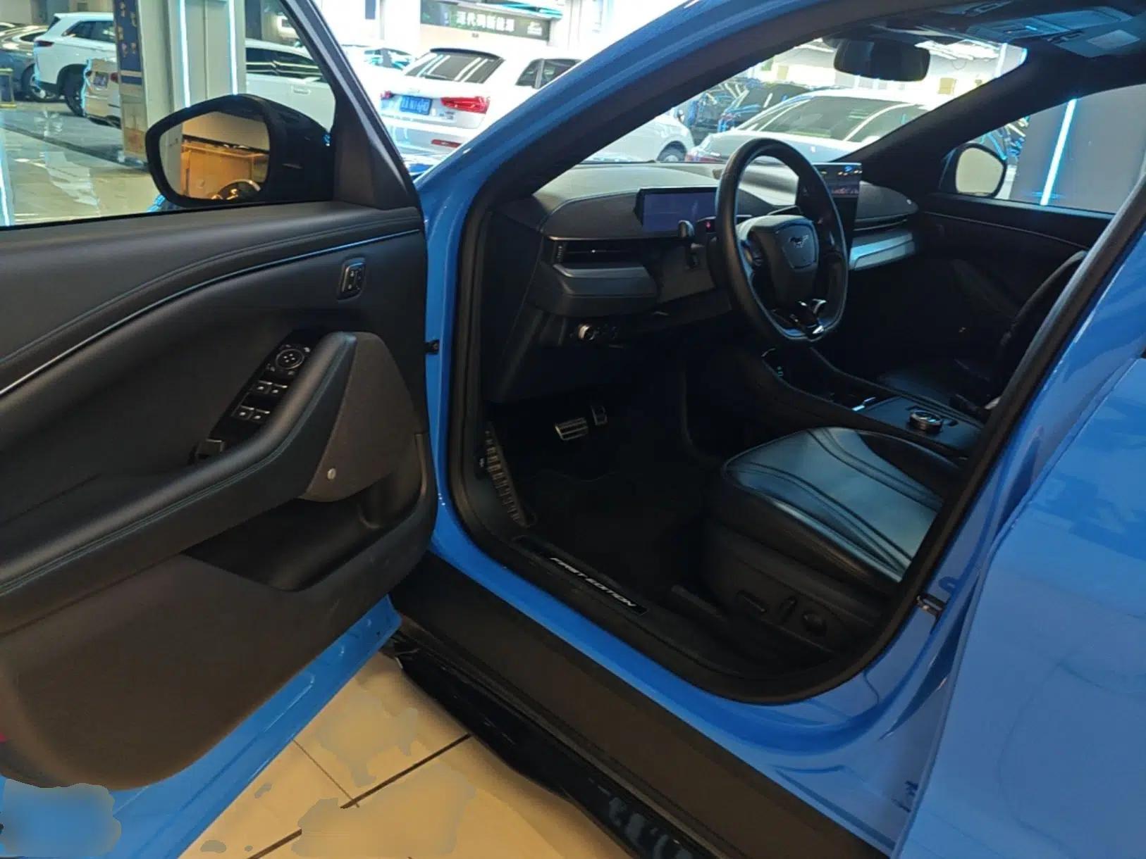 Used Ford Mustang Mach-E 2021 GT Model — миниатюра 24