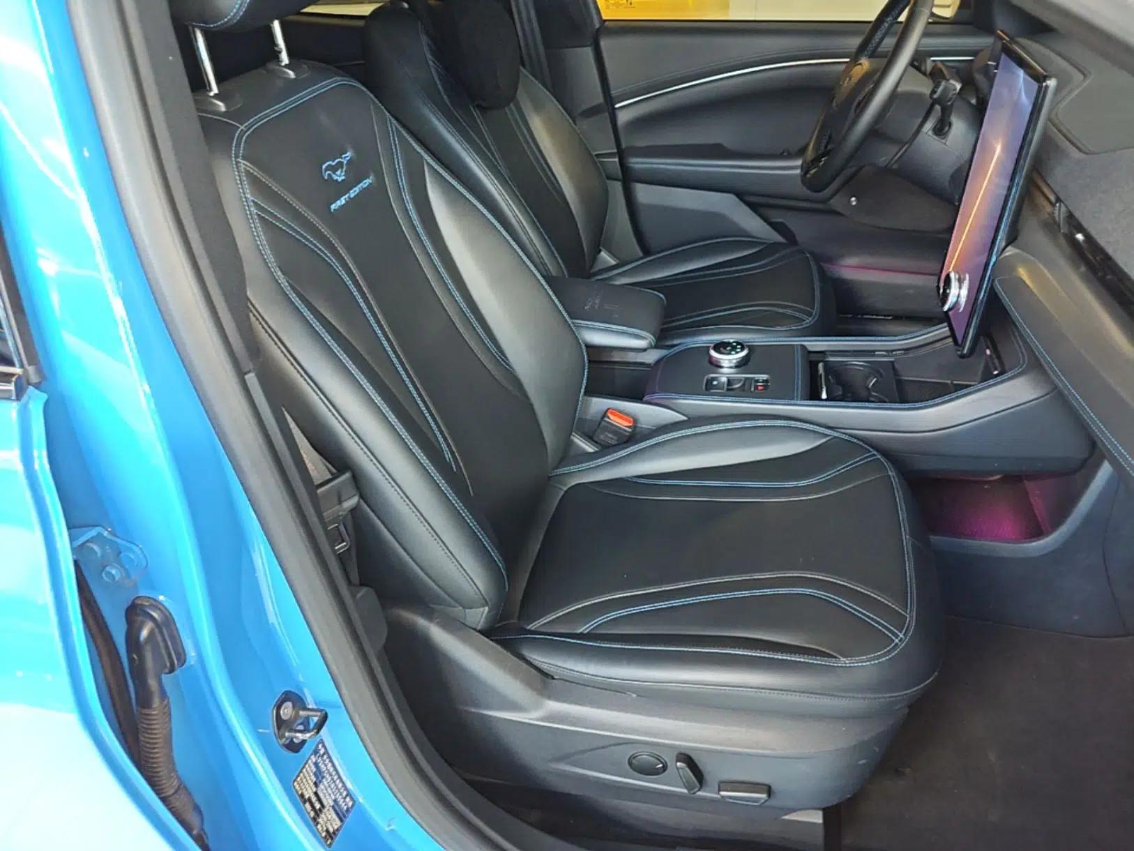 Used Ford Mustang Mach-E 2021 GT Model — миниатюра 25