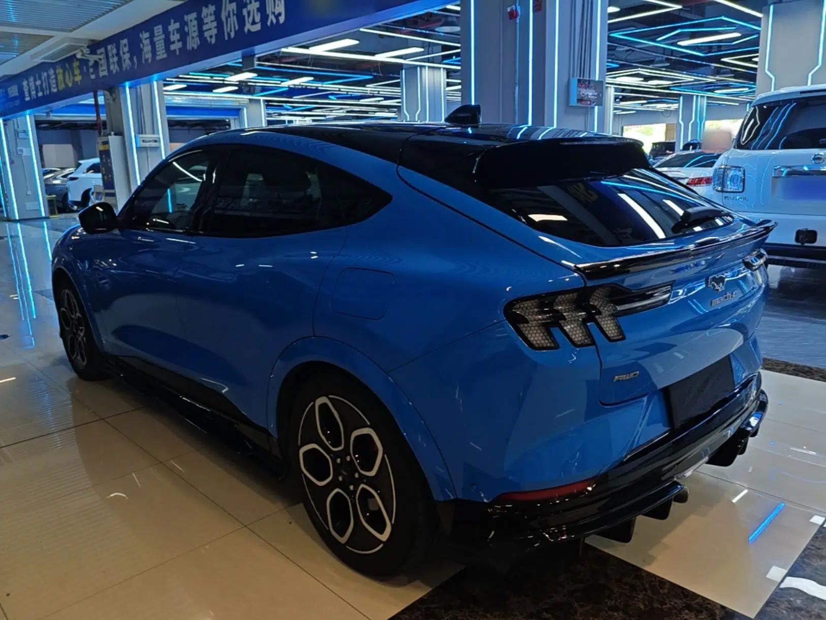 Used Ford Mustang Mach-E 2021 GT Model — миниатюра 4