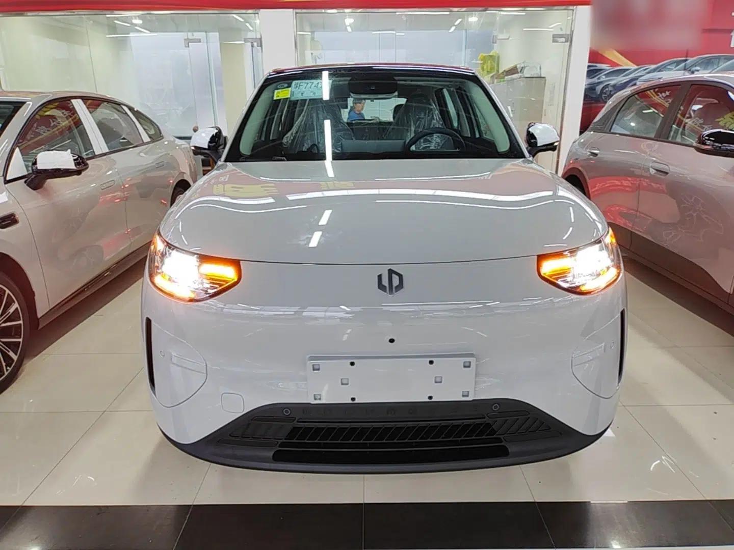 Used Leapmotor Zero Run A10 2026 Model 505 Enjoyment Edition — миниатюра 2