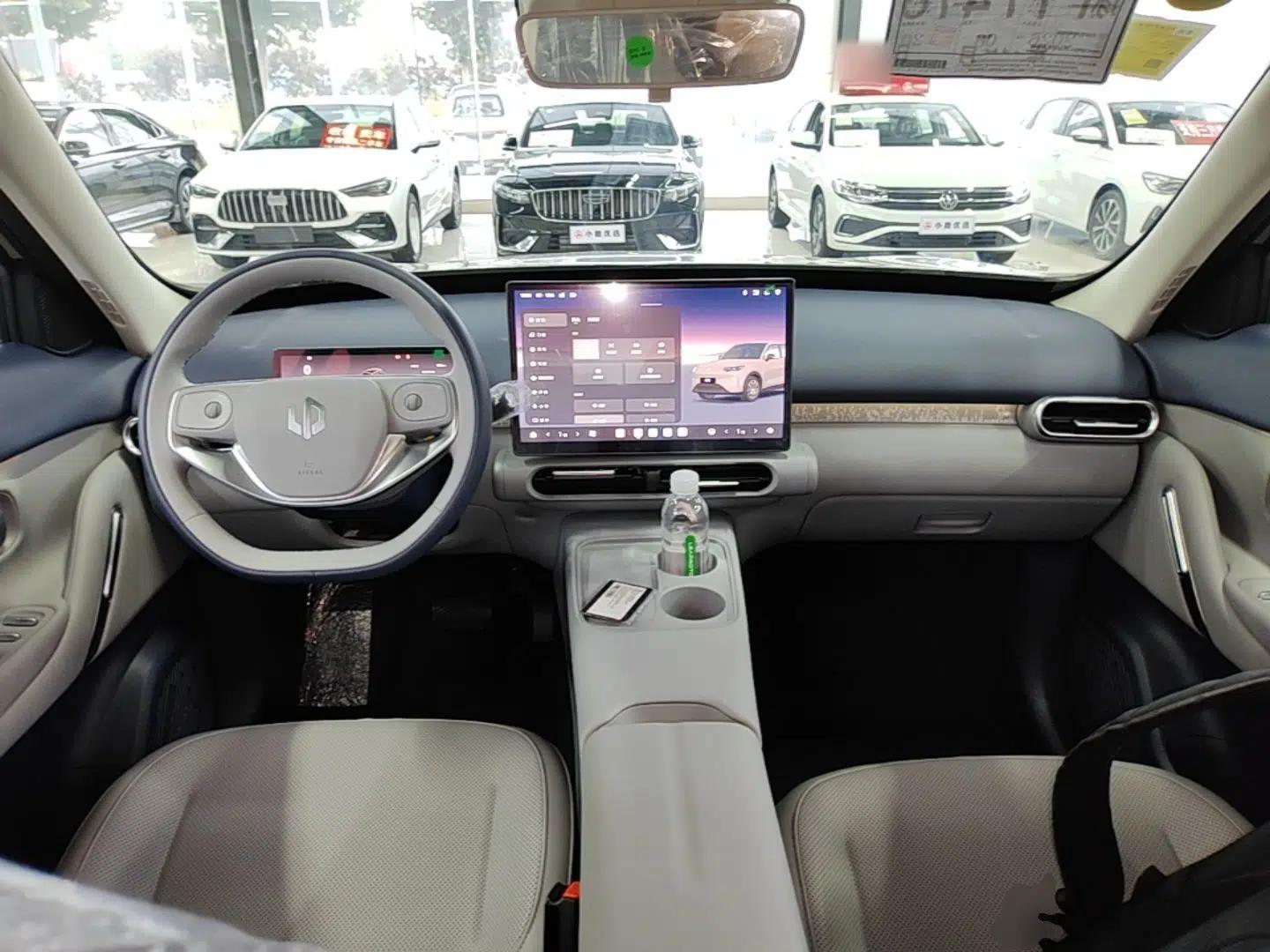 Used Leapmotor Zero Run A10 2026 Model 505 Enjoyment Edition — миниатюра 12