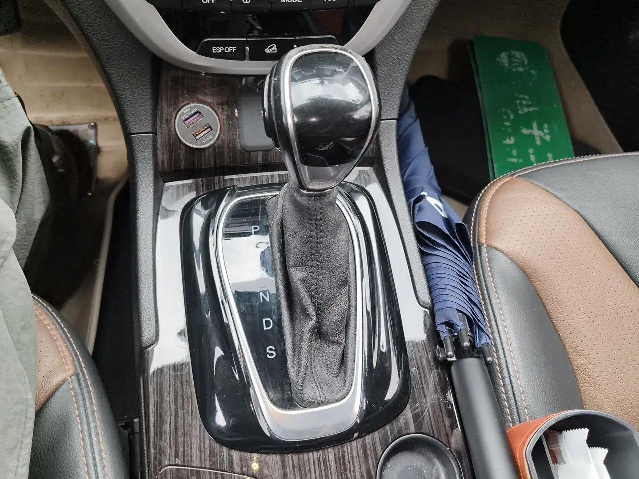 Used GAC Trumpchi GS5 Super 2015 1.8T Automatic Two-Wheel Drive Luxury Navigation Edition — миниатюра 14