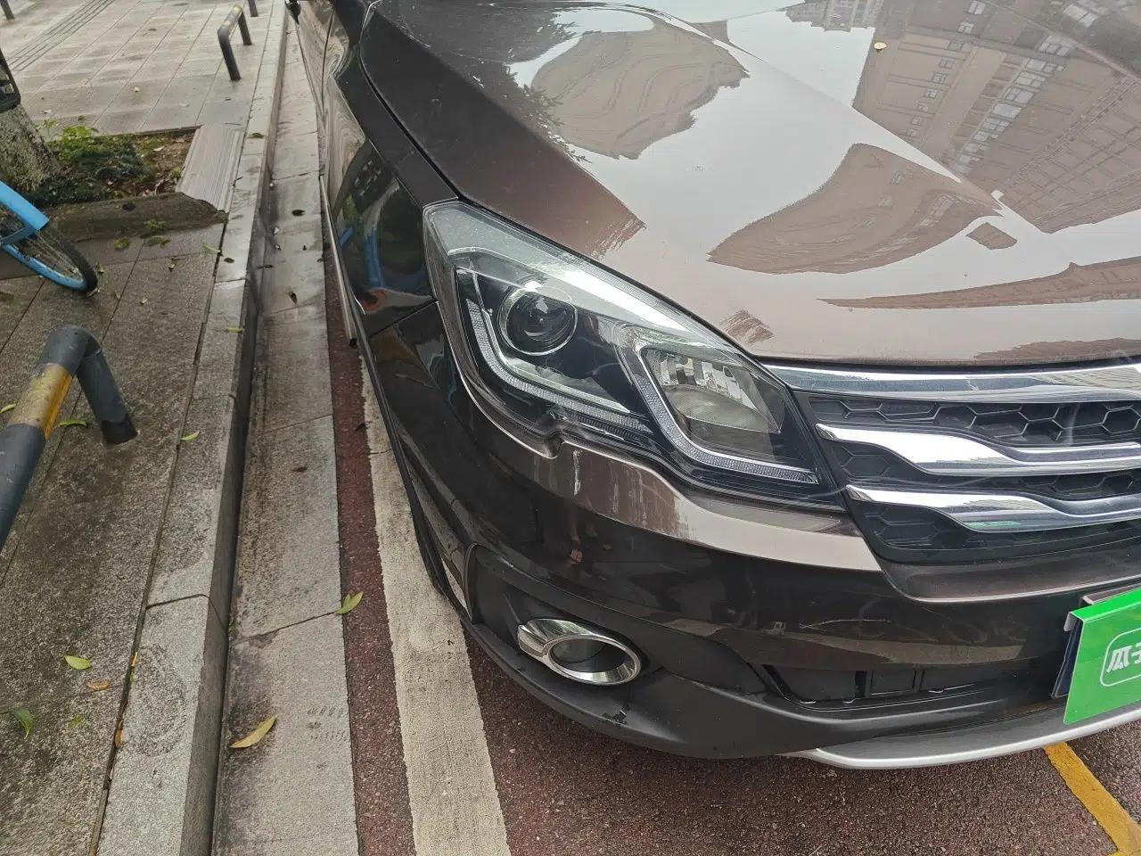 Used GAC Trumpchi GS5 Super 2015 2.0L Automatic Two-Wheel Drive Luxury Navigation Edition — миниатюра 7