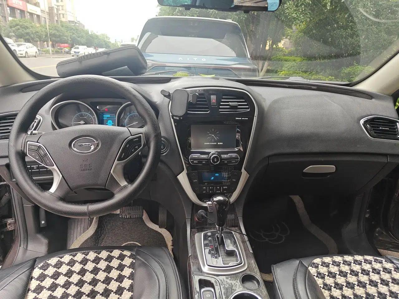 Used GAC Trumpchi GS5 Super 2015 2.0L Automatic Two-Wheel Drive Luxury Navigation Edition — миниатюра 9