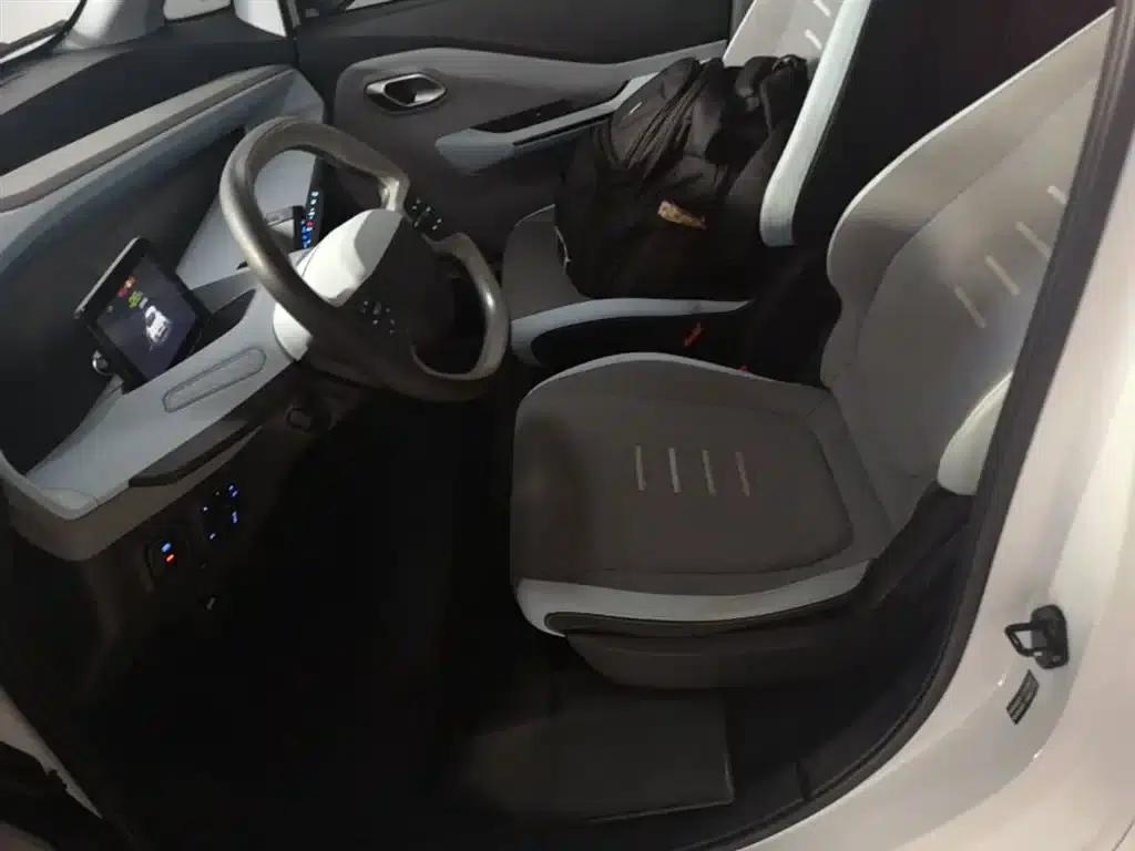 Wuling NanoEV 2021 Passion Edition — миниатюра 15