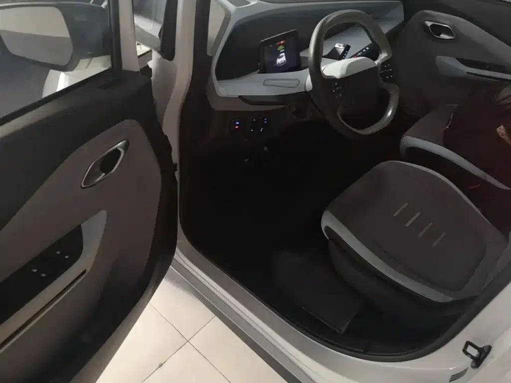 Wuling NanoEV 2021 Passion Edition — миниатюра 16