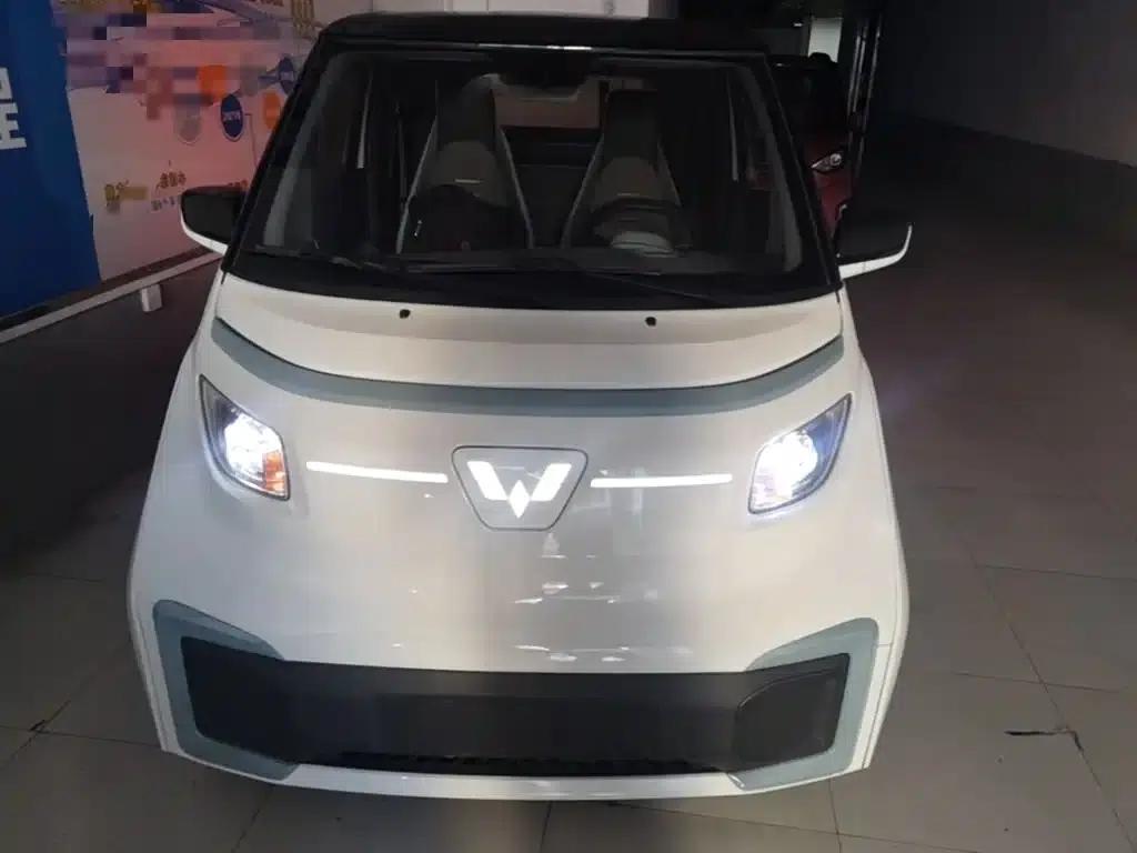 Wuling NanoEV 2021 Passion Edition — миниатюра 3