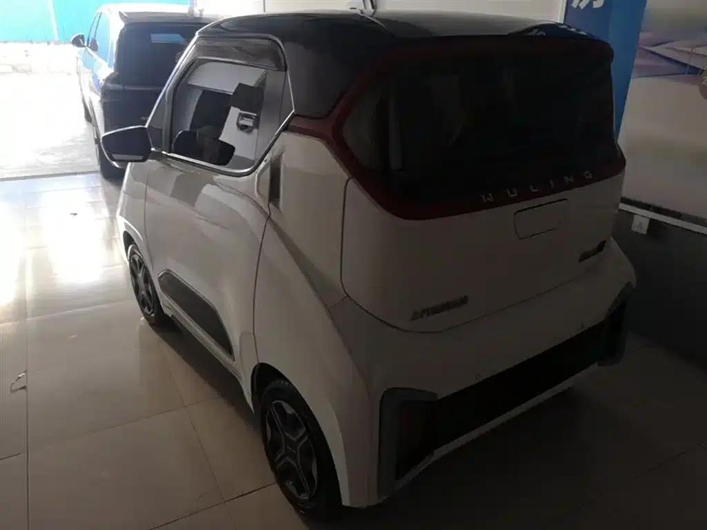 Wuling NanoEV 2021 Passion Edition — миниатюра 5