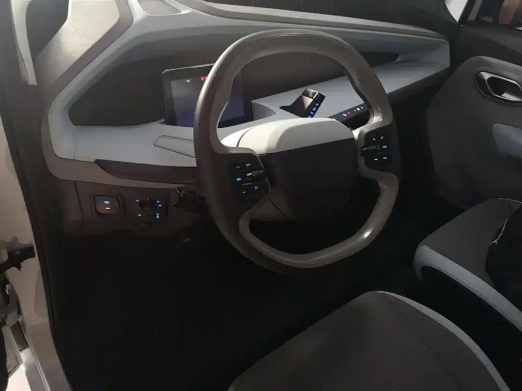 Wuling NanoEV 2021 Passion Edition — миниатюра 10
