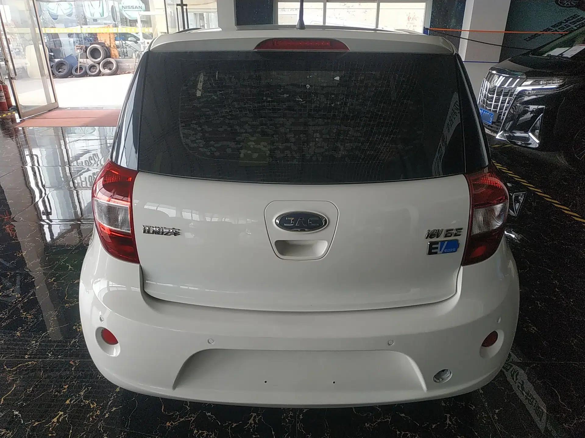 Used JAC Group iEV6E 2019 Upgraded iEV6E Luxury Model — миниатюра 3