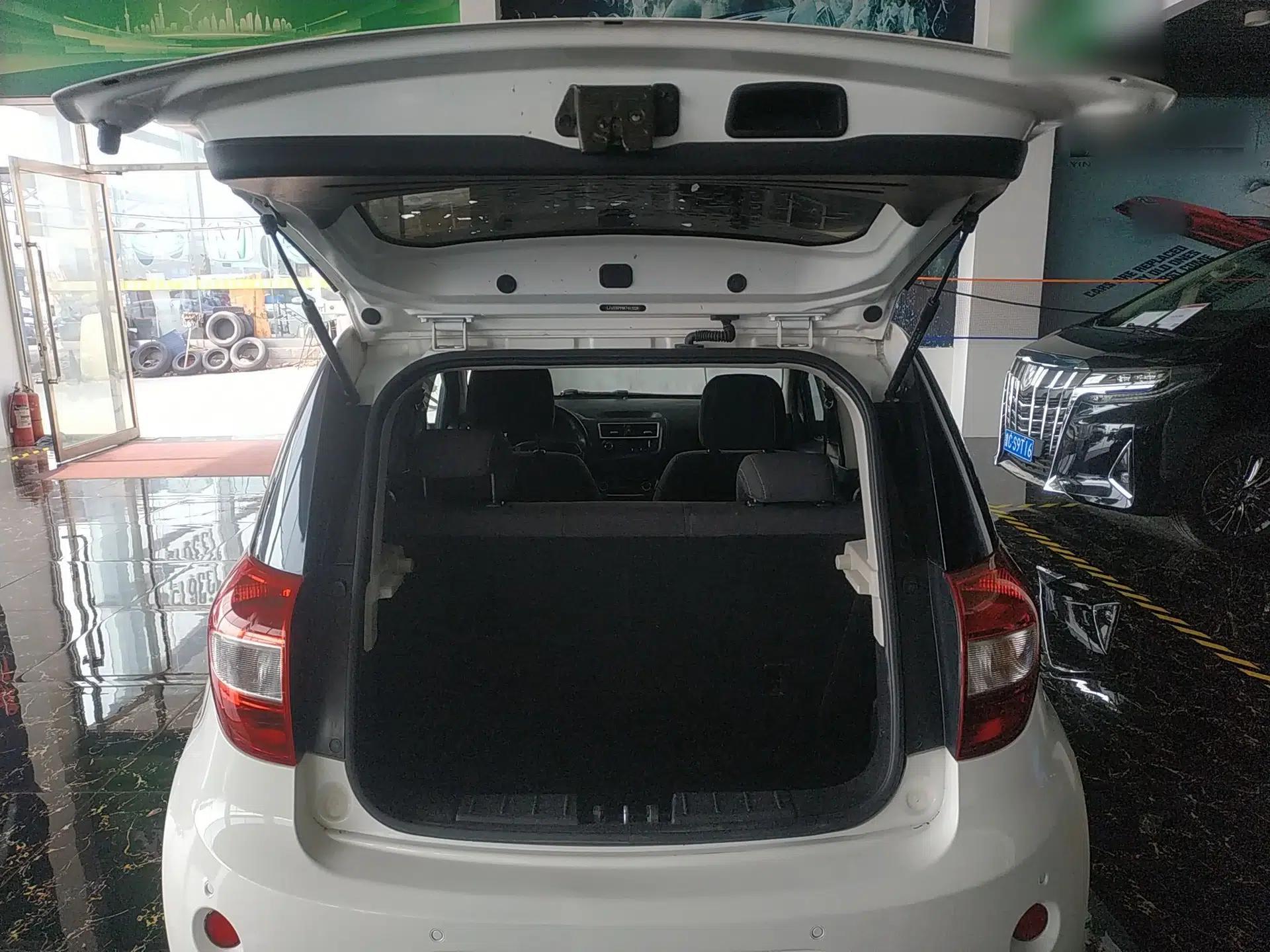 Used JAC Group iEV6E 2019 Upgraded iEV6E Luxury Model — миниатюра 22