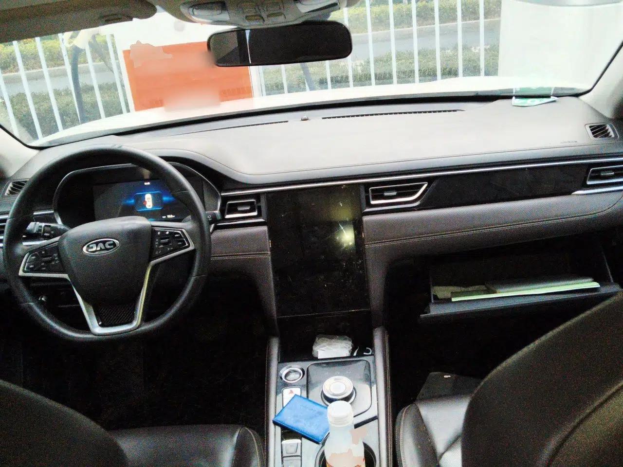 Used JAC Group iC5 2020 Luxury Travel Edition — миниатюра 9