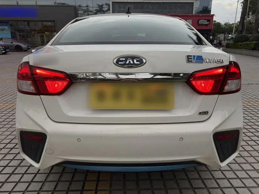 Used JAC Group iEVA50 2018 Luxury Model — миниатюра 4