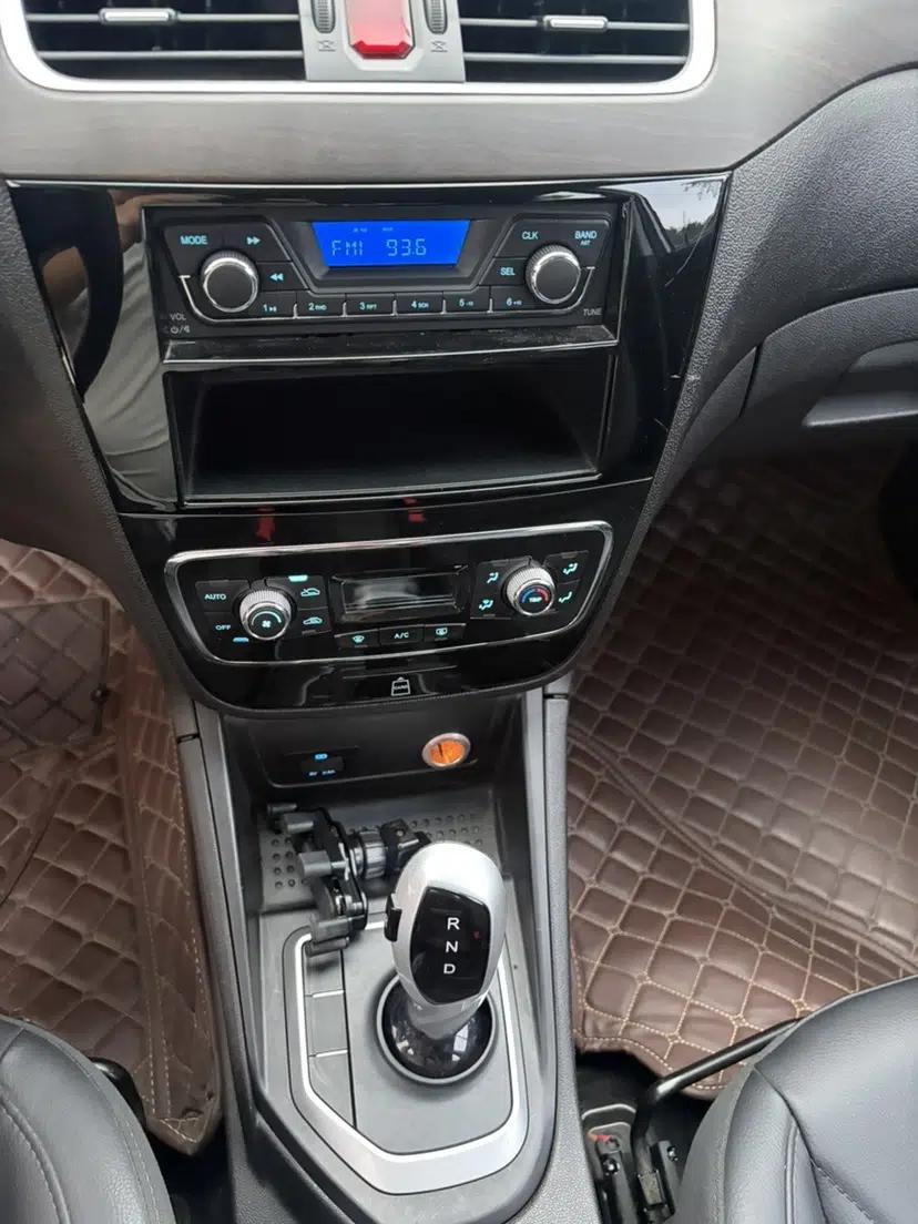 Used JAC Group iEVA50 2018 Luxury Model — миниатюра 31