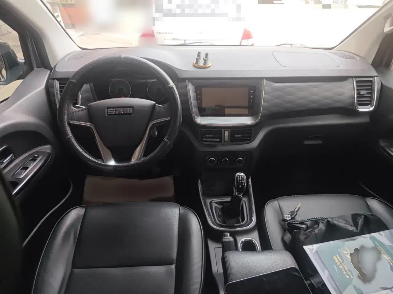 Used Jinbei Gold Hiace M Classic 2022 1.5L Travel Lion Passenger Van 7 Seats — миниатюра 18
