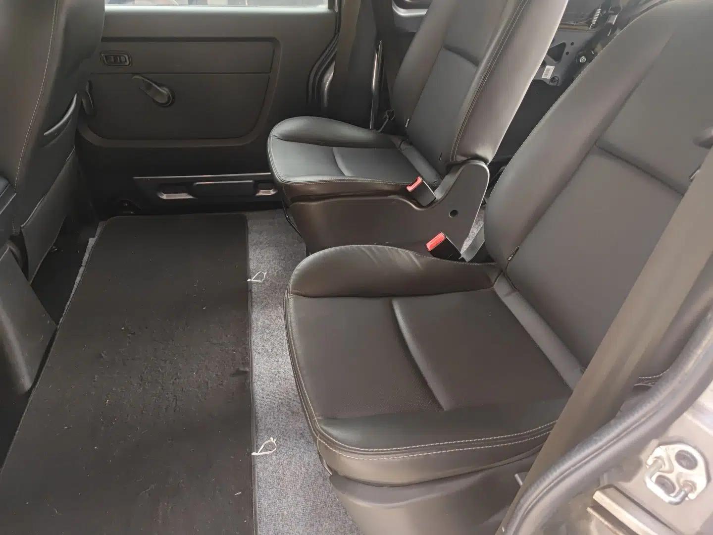 Used Jinbei Gold Hiace M Classic 2022 1.5L Travel Lion Passenger Van 7 Seats — миниатюра 20