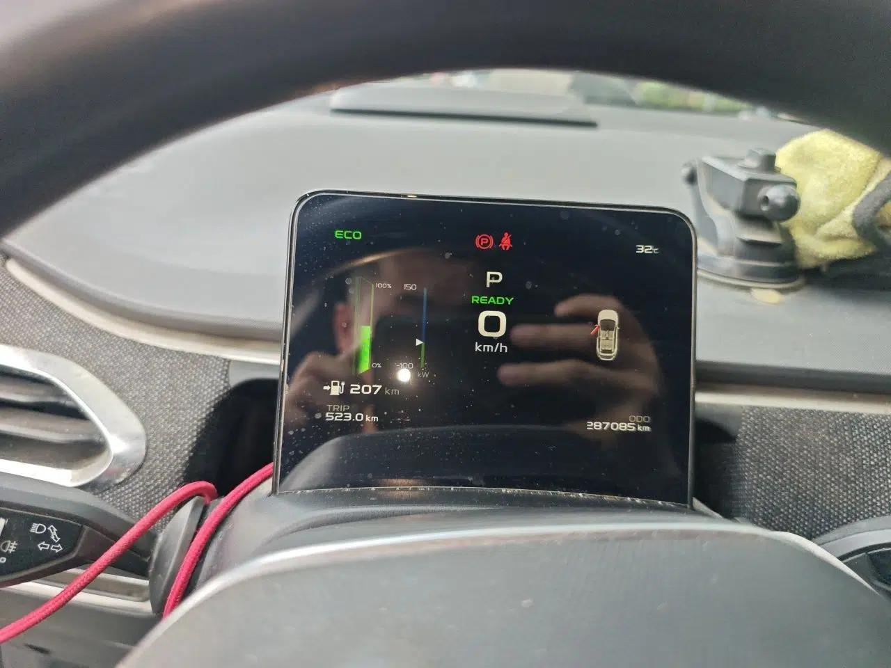 Used Geometry C 2020 Premium Range Version 400 KM C+ — миниатюра 11