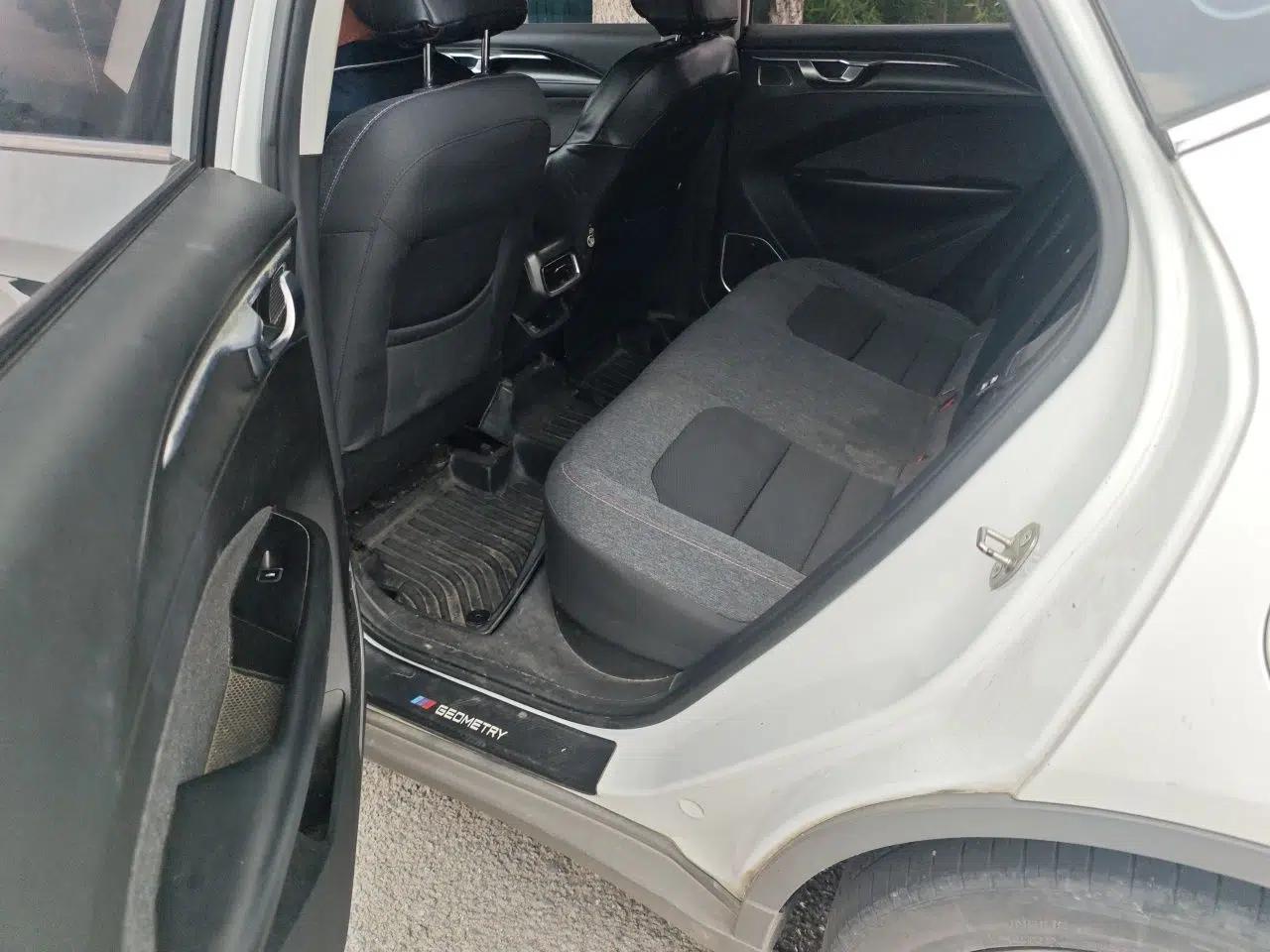 Used Geometry C 2020 Premium Range Version 400 KM C+ — миниатюра 17