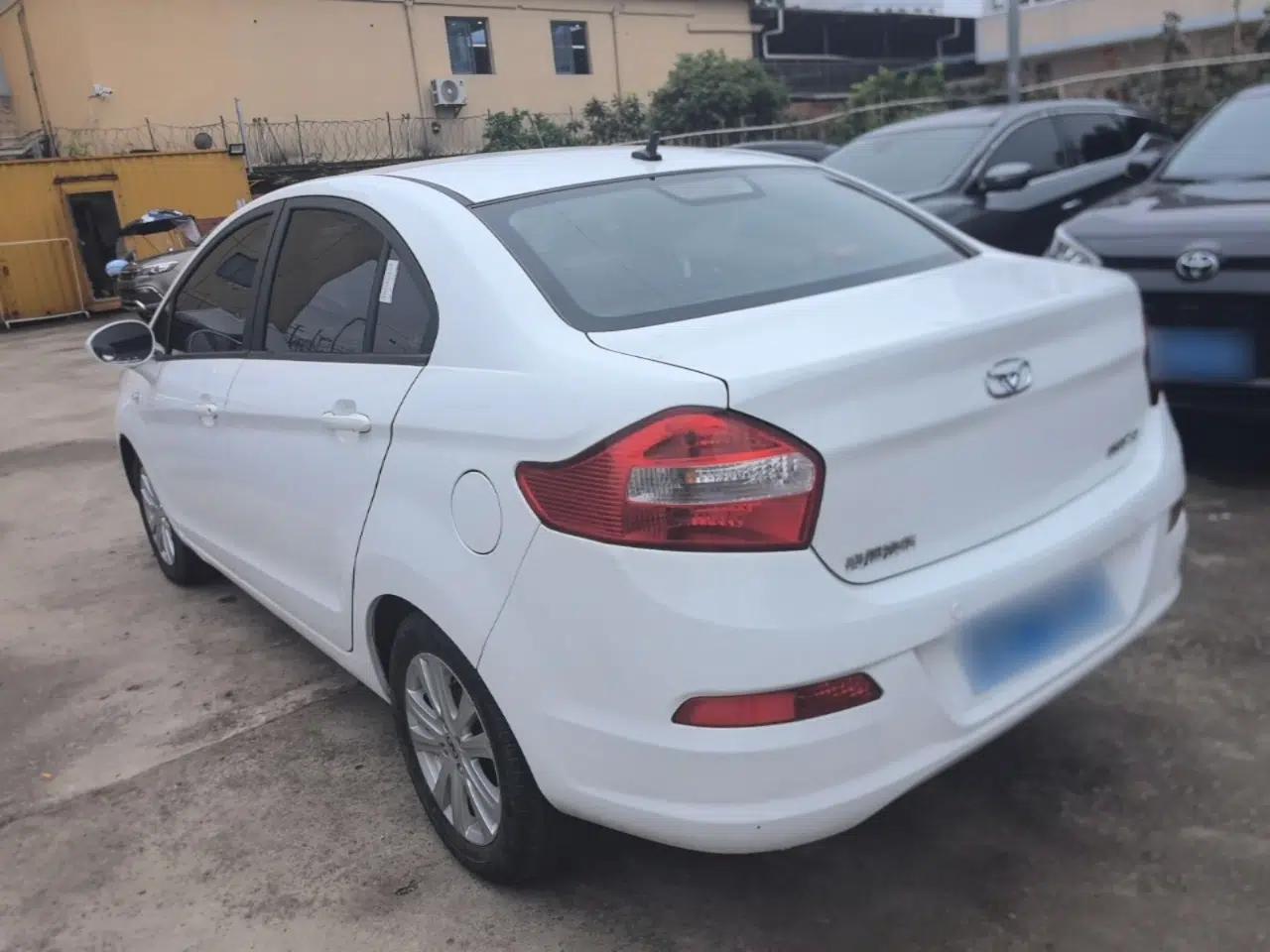 Used Cowin C3 2015 1.5L AMT Gold Diamond Edition — миниатюра 4