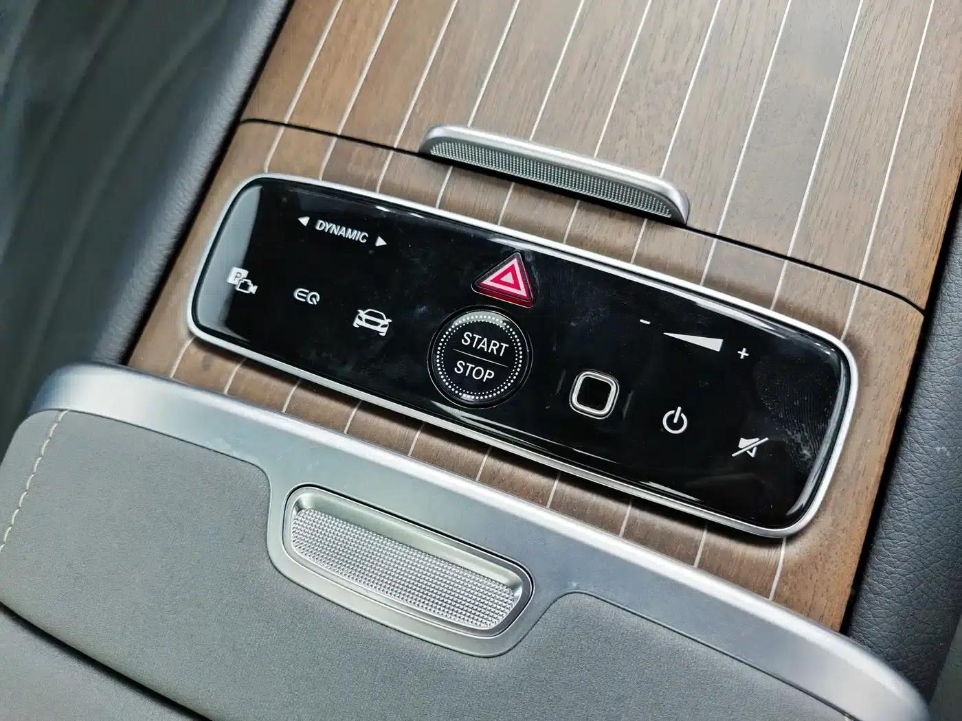 Mercedes-Benz EQS SUV 2023 450 4MATIC Pioneer Edition — миниатюра 19
