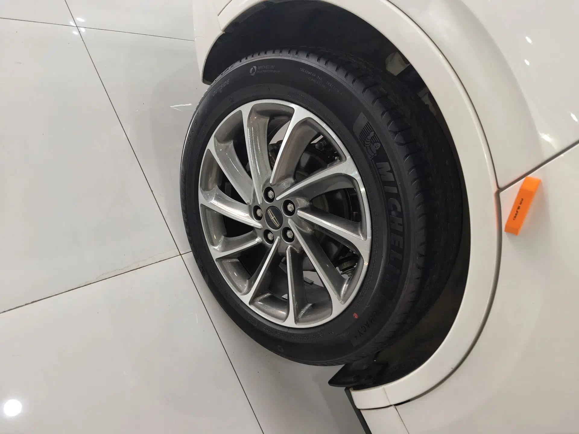 Used Lincoln Corsair New Energy 2021 PHEV Four-Wheel Drive e-Enjoy Edition — миниатюра 11