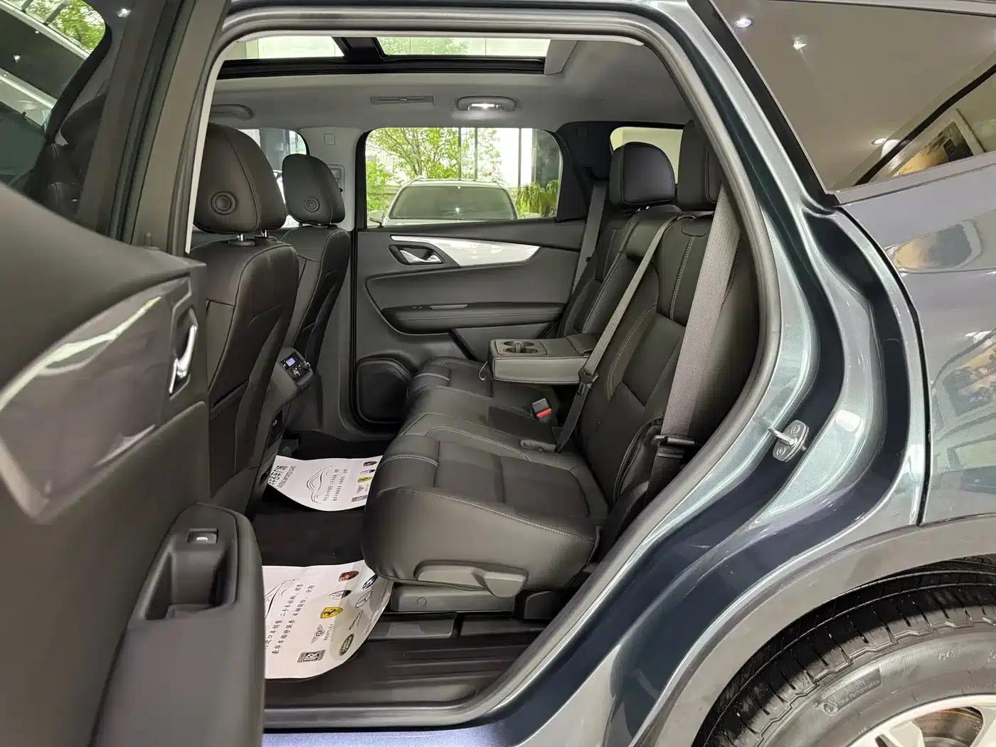 2020 Chevrolet Blazer 650T 7-seater — миниатюра 11