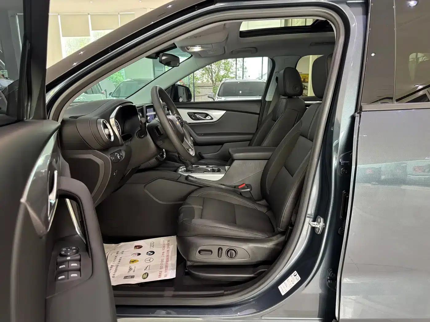 2020 Chevrolet Blazer 650T 7-seater — миниатюра 3