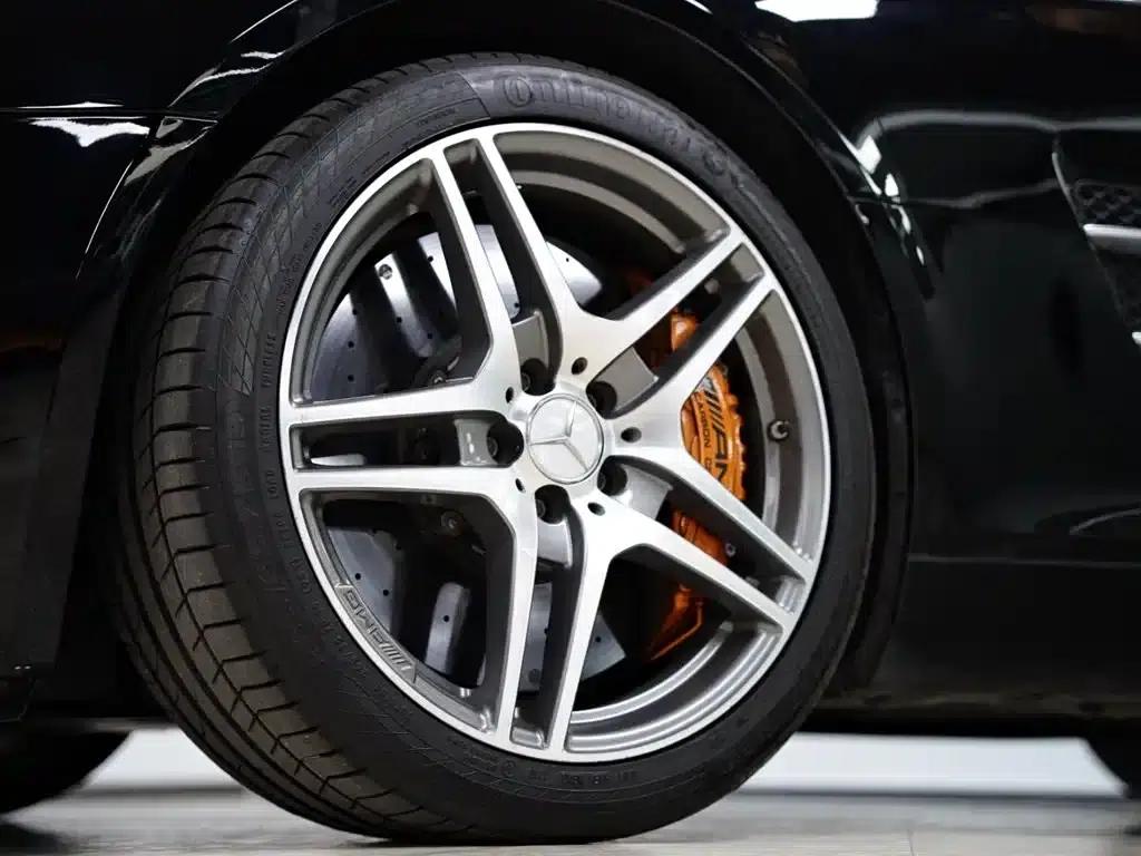 2011 Mercedes-Benz SLS AMG — миниатюра 18