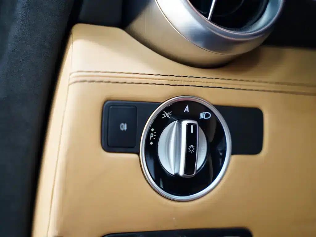 2011 Mercedes-Benz SLS AMG — миниатюра 29