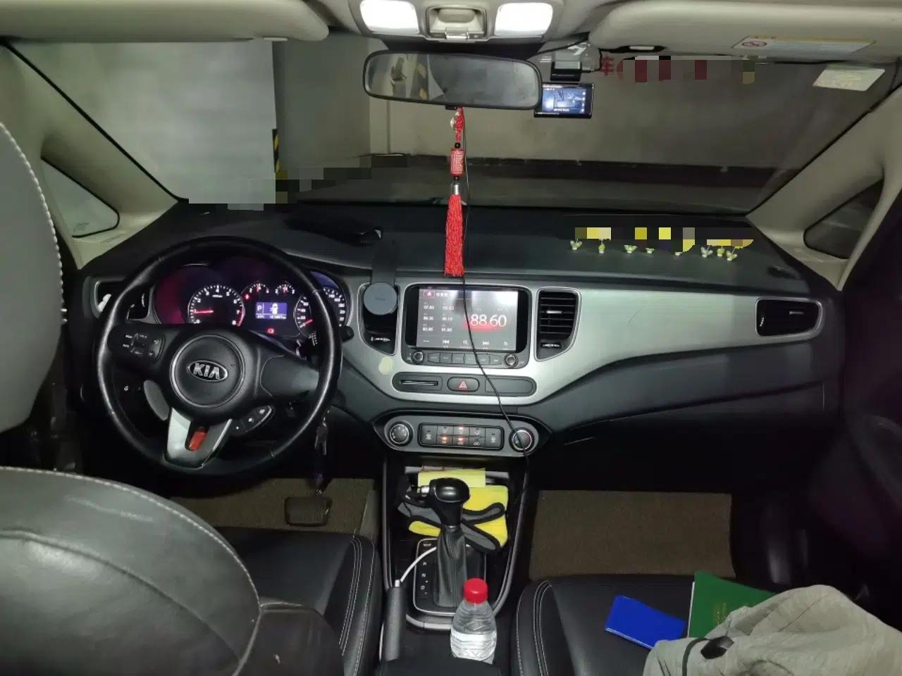 Used Kia Carens 2013 2.0L 7-Seater Automatic Standard Version China IV Standard — миниатюра 9