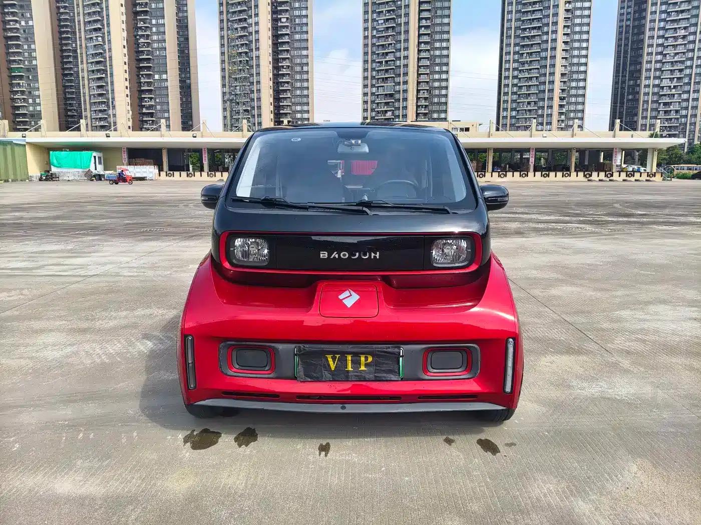 Baojun E300 2020 Plus Interstellar Intelligent Driving Edition — миниатюра 2